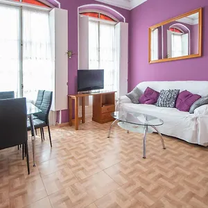 Del Arqueólogo De Apartamento